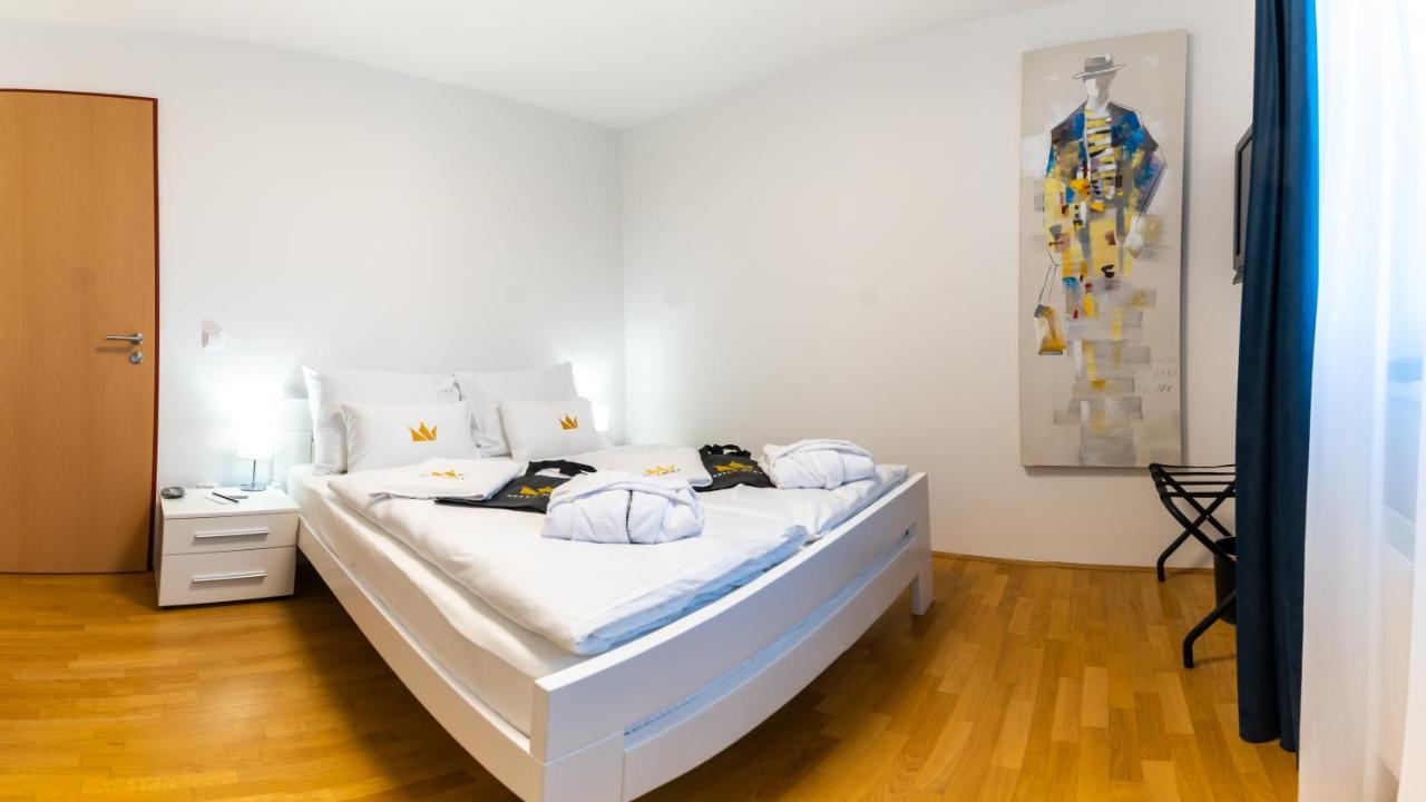 Bella Mura Blue Apartment Moravske-Toplice Buitenkant foto